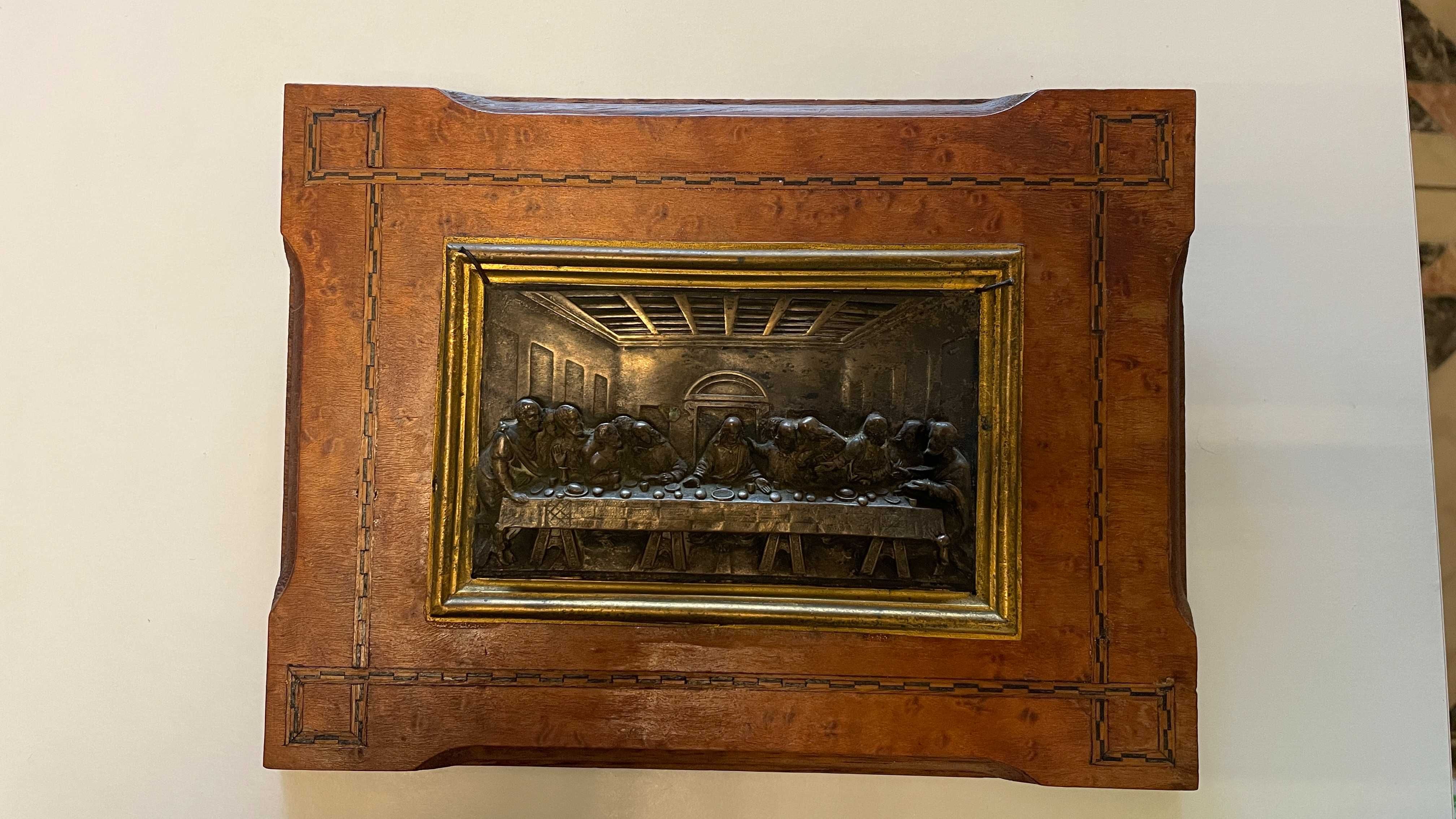 Картина 'Тайната вечеря' месингова гравюра и дървена декорация 'Маска'