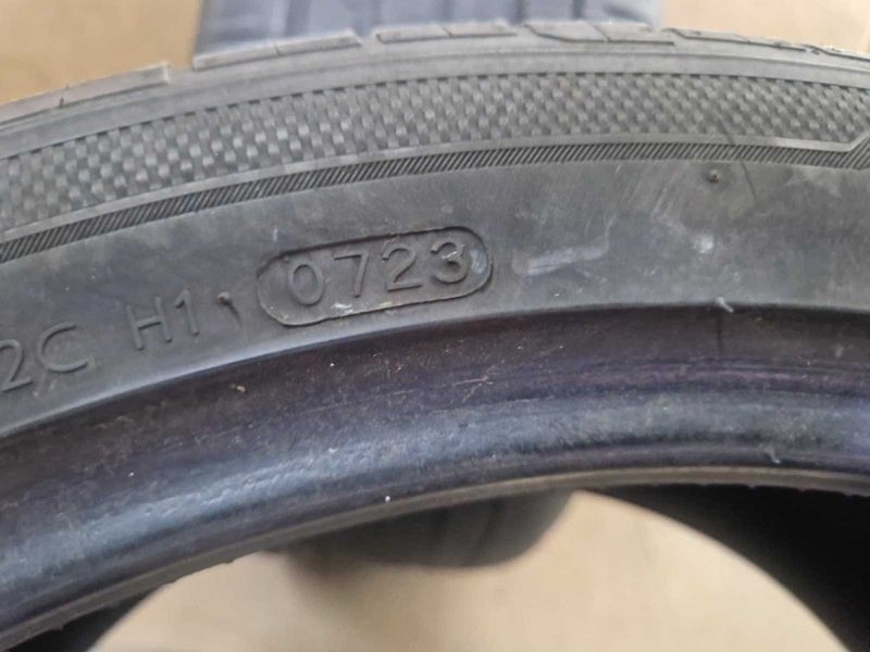 2 Hankook R21 295/35
летни гуми
DOT0723