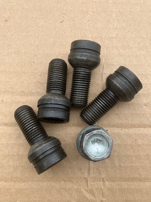 Оригинални секретни болтове Volkswagen , VAG