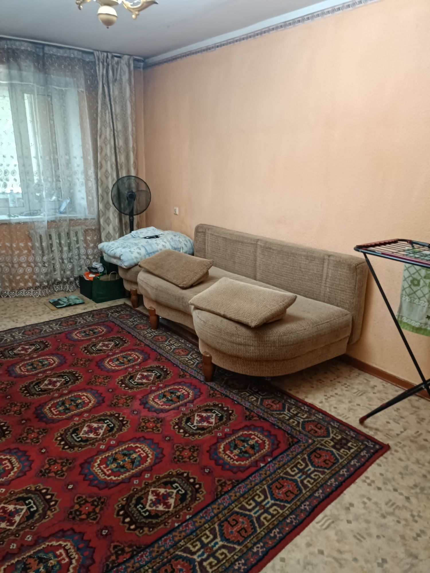 Продам квартиру в Отеген Батыре (Грэс).