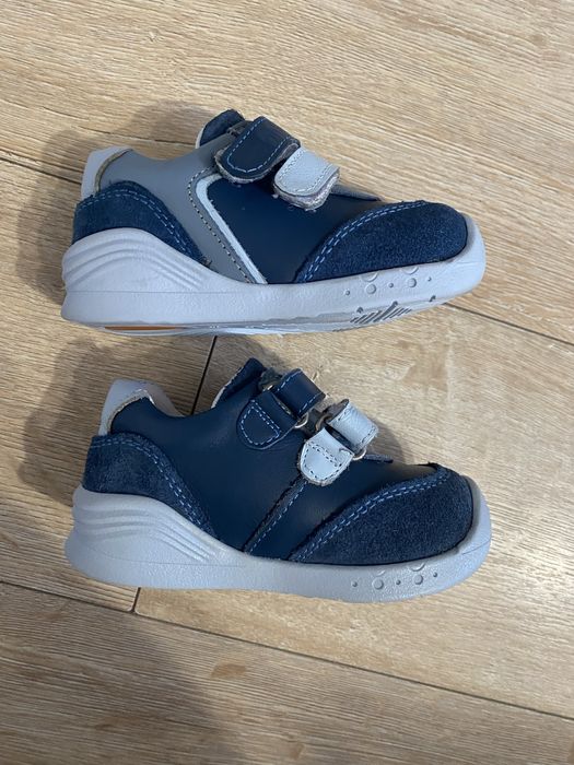 Прохождащи обувки Ponki от естествена кожа