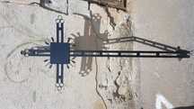 Cruce mormant grilaj