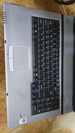 Laptop Medion Akoya MIM2300