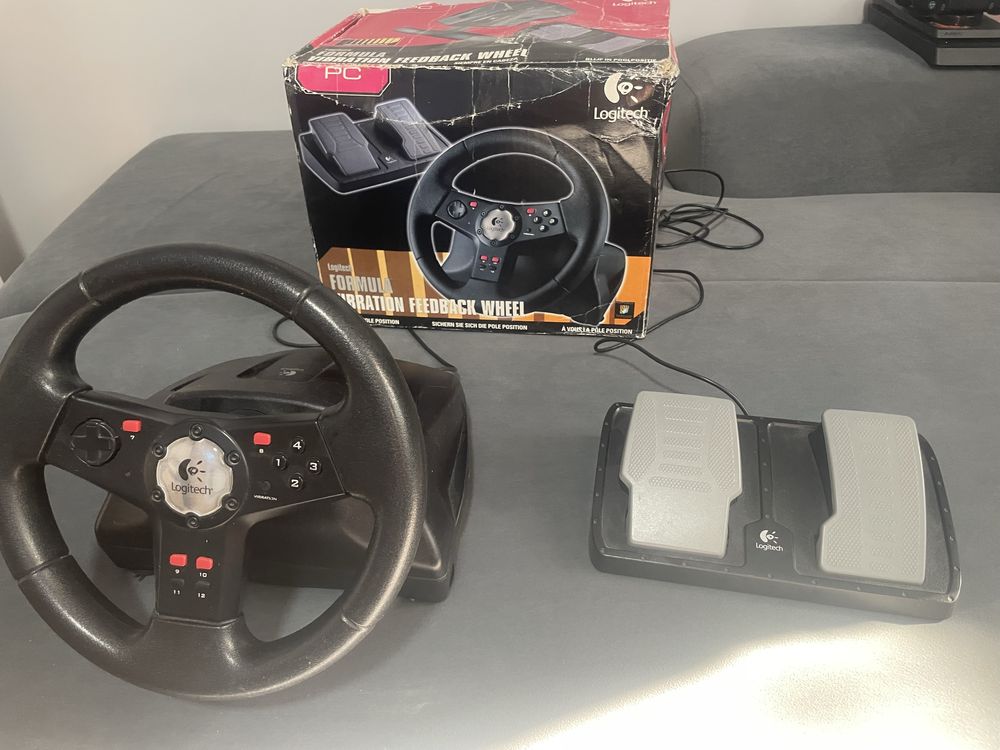 Волан с педали Logitech formula