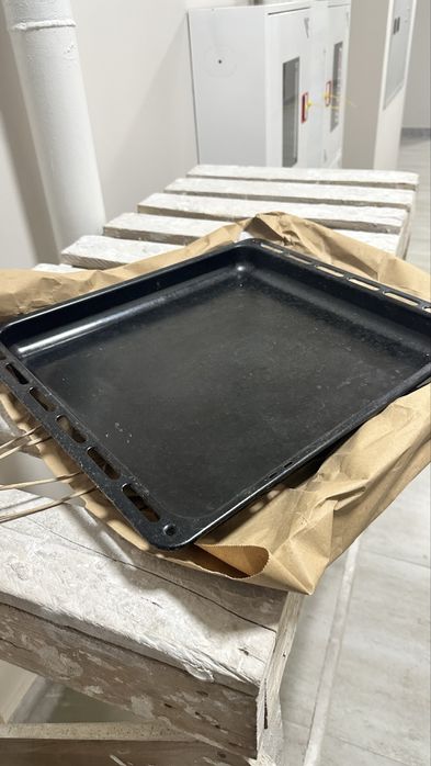 Продам Противень,  Размер  38см*44,5см