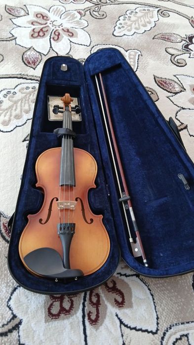 Скрипка  холати яхши...