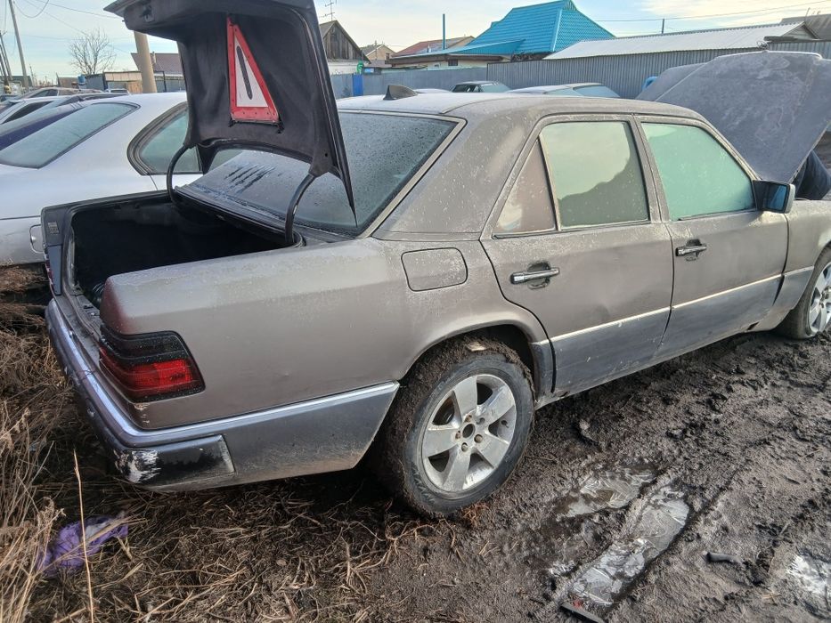 Мерседес 124 на разбор