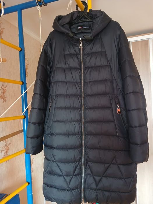 Продам женский пуховик 56 размер