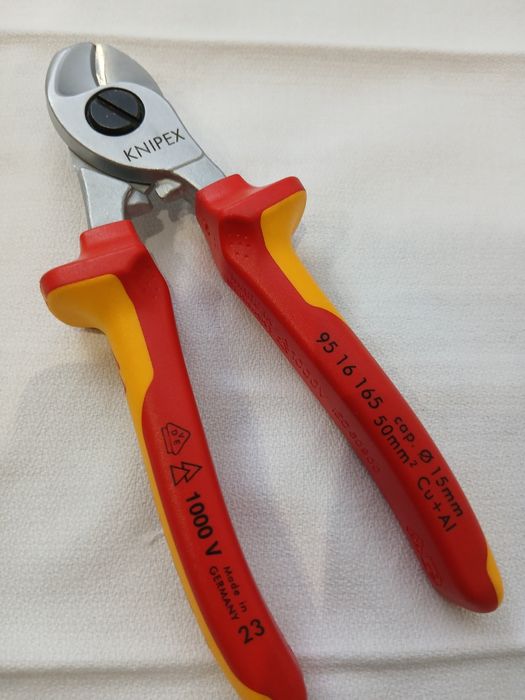 Clește pentru tăiat cabluri Knipex 95 16 165