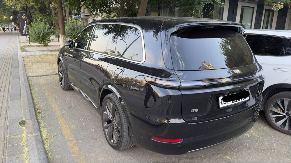 Прокат  Li 9 прокат авто 24/7