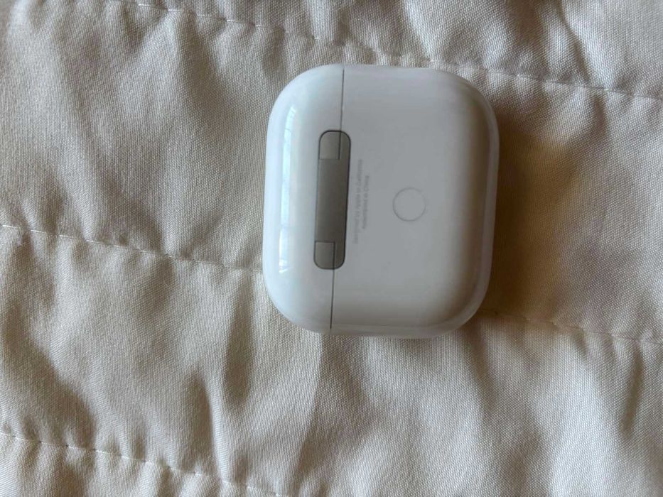 Оригинални безжични слушалки Apple Airpods 3 MagSafe
