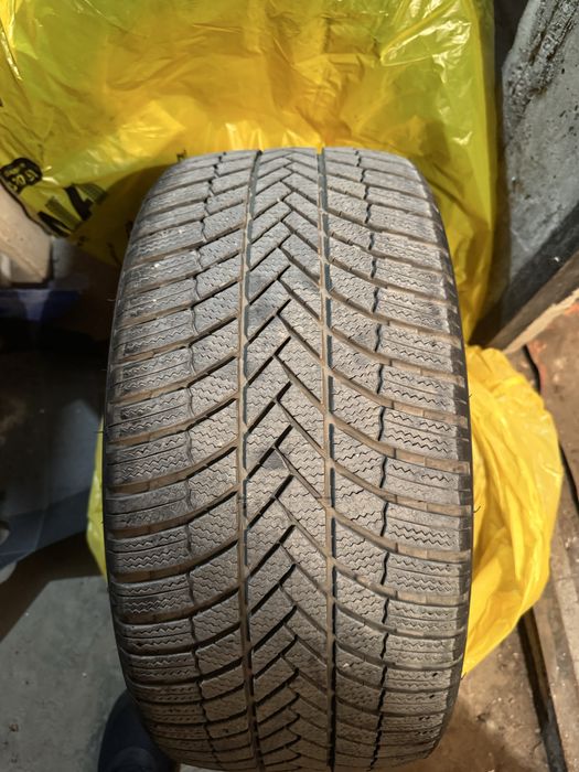 Зимни гуми Bridgestone Blizzak 245/40/18