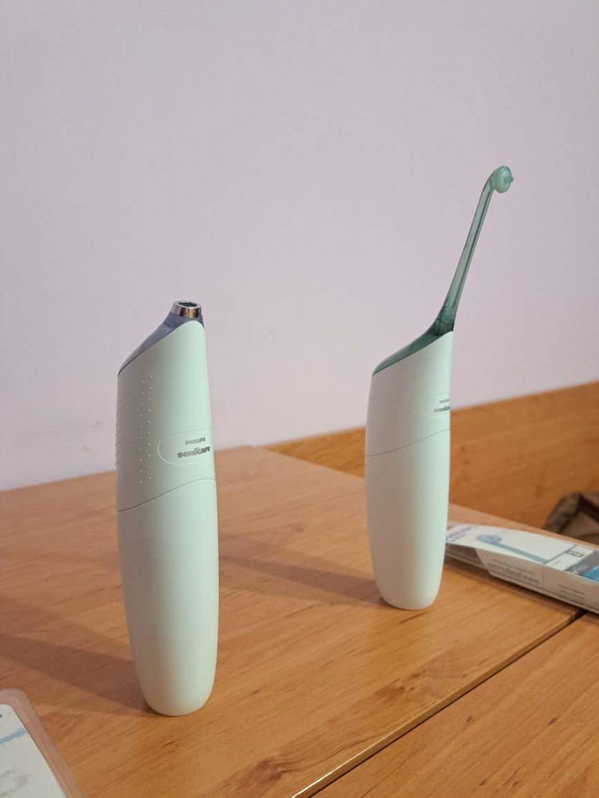 Орален душ за зъби Philips Sonicare-два броя