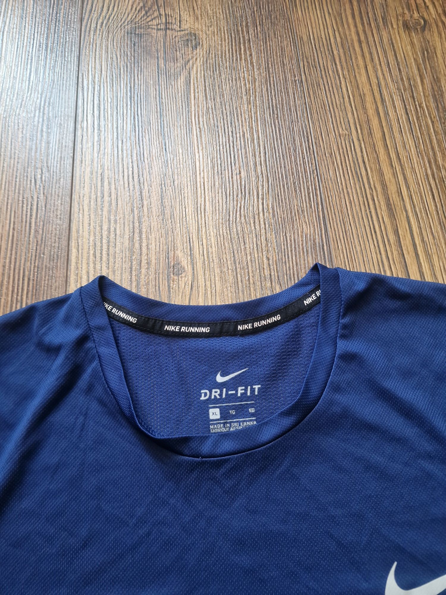 Страхотна мъжка тениска NIKE  размер XL/ 2XL