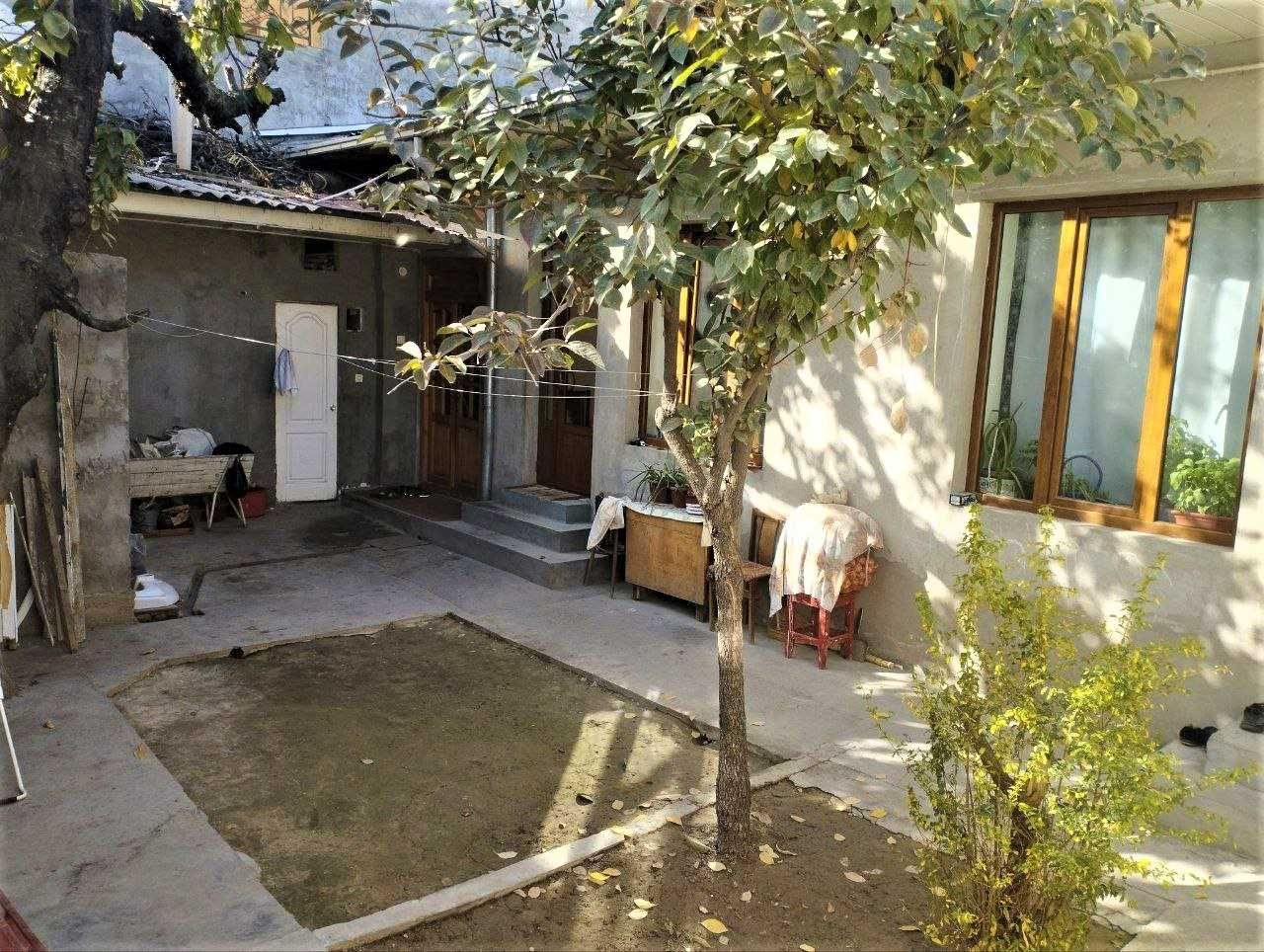 Домбрабад | 2 сотих | текис 90° | фасад 15 м |  жой чиройли
