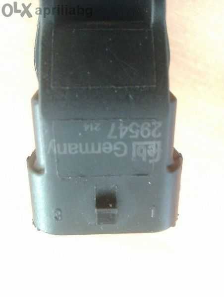 Продавам части за Jeep cherokee liberty 2.5 CRD