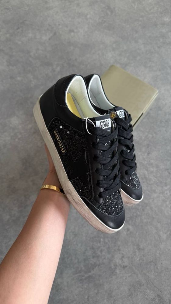 Adidasi Golden Goose Noi din piele !!! Marimi 36/40 !!!