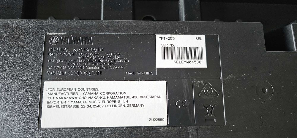 Orga / sintetizator / pian electronic Yamaha model YPT 255