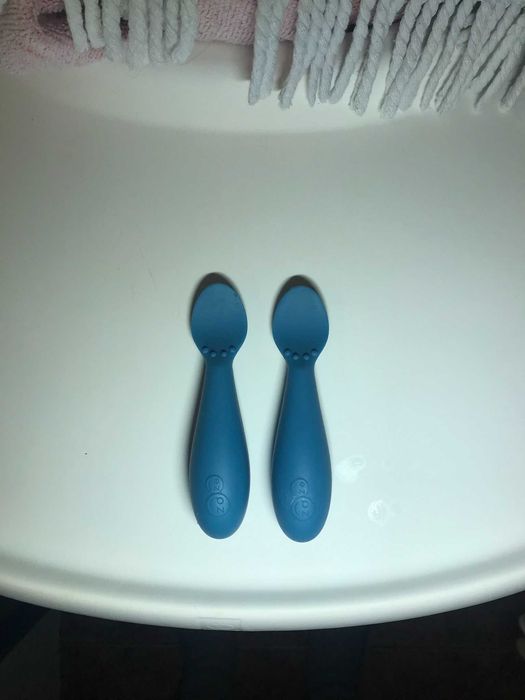 Прибори лъжички за захранване за 4м EZPZ Tiny Spoons