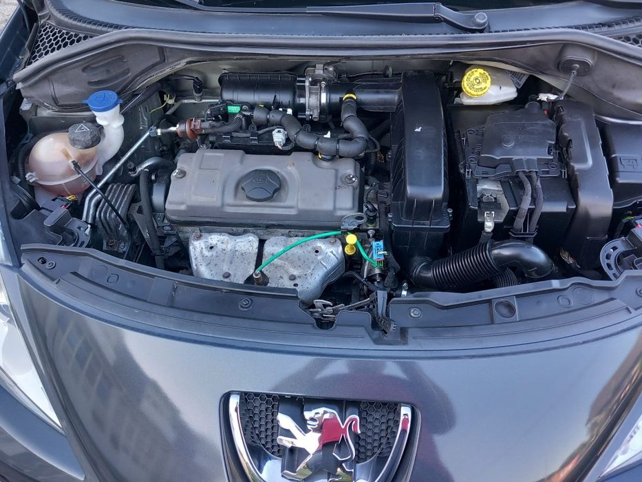 Peugeot 207 PLUS,an 2013-10,Benzină 1,4(75cp),Euro5, Impecabilă