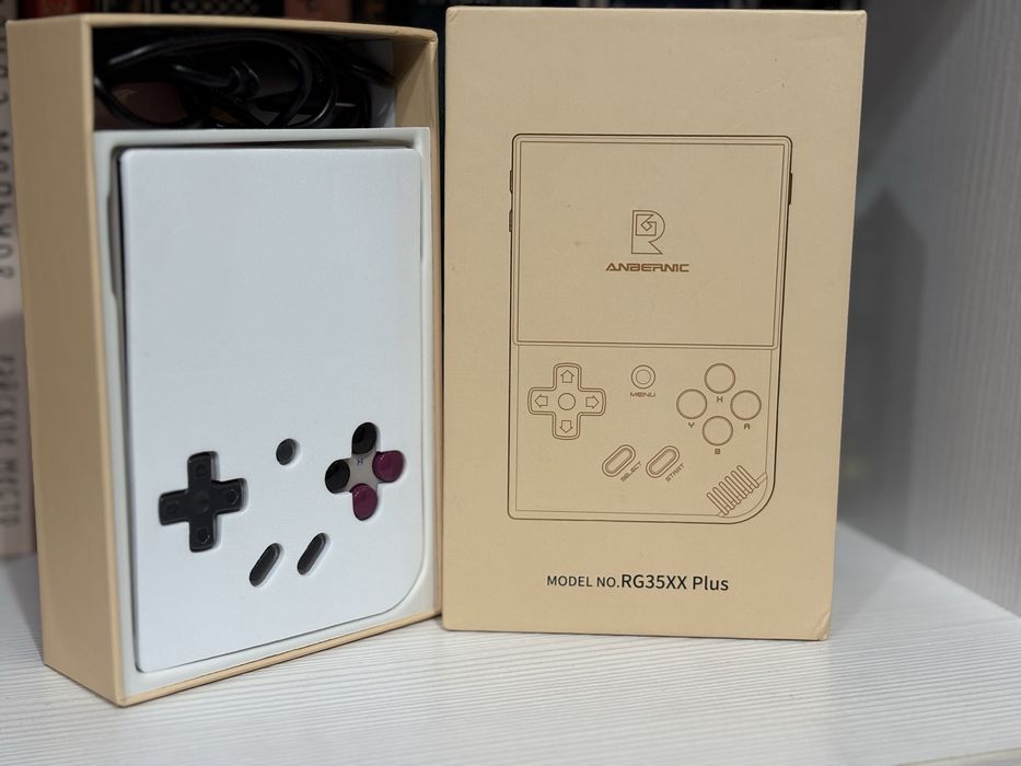 Продам консоль Anbernic RG35XX Plus 128 gb