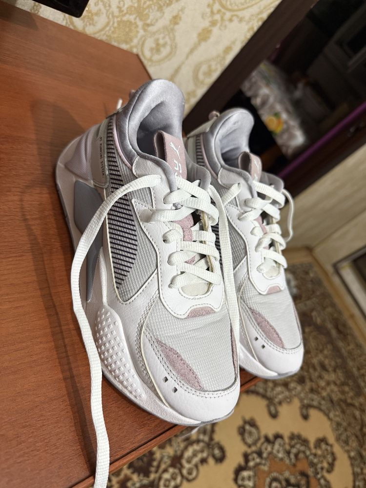 Кроссовки PUMA размер 36 37