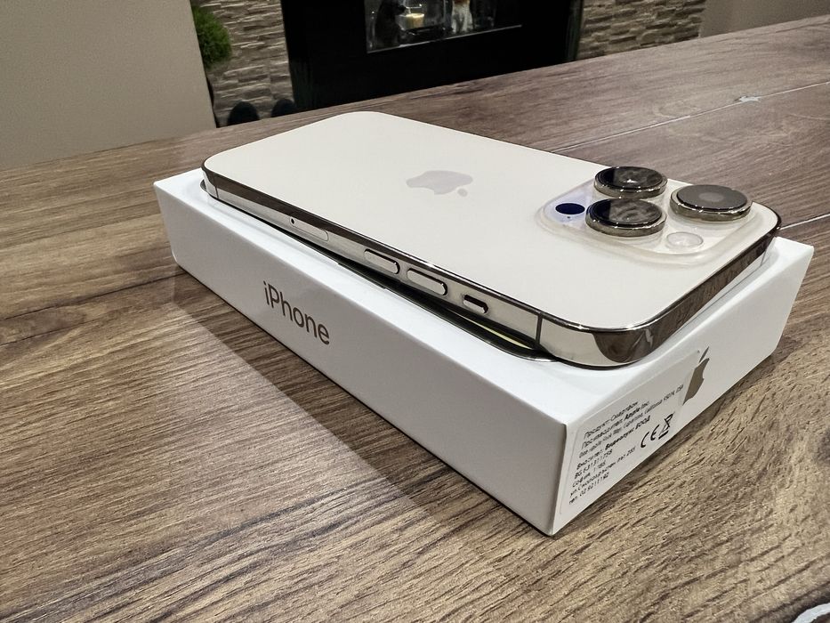 Iphone 14 pro gold