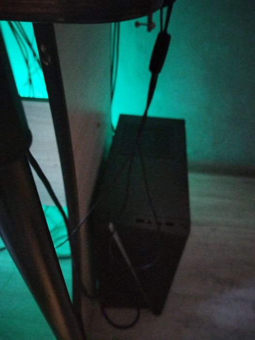 СРОЧНО ПРОДАМ Компьютер с монитором