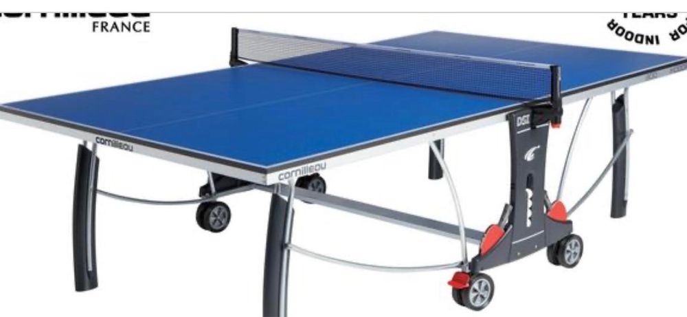 Masa ping-pong indoor