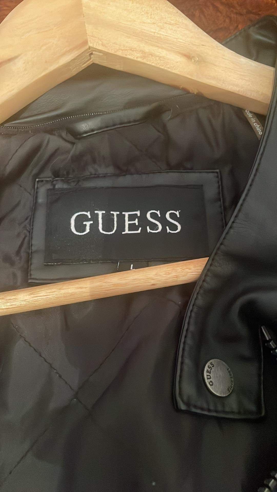 Geaca piele Guess - L size