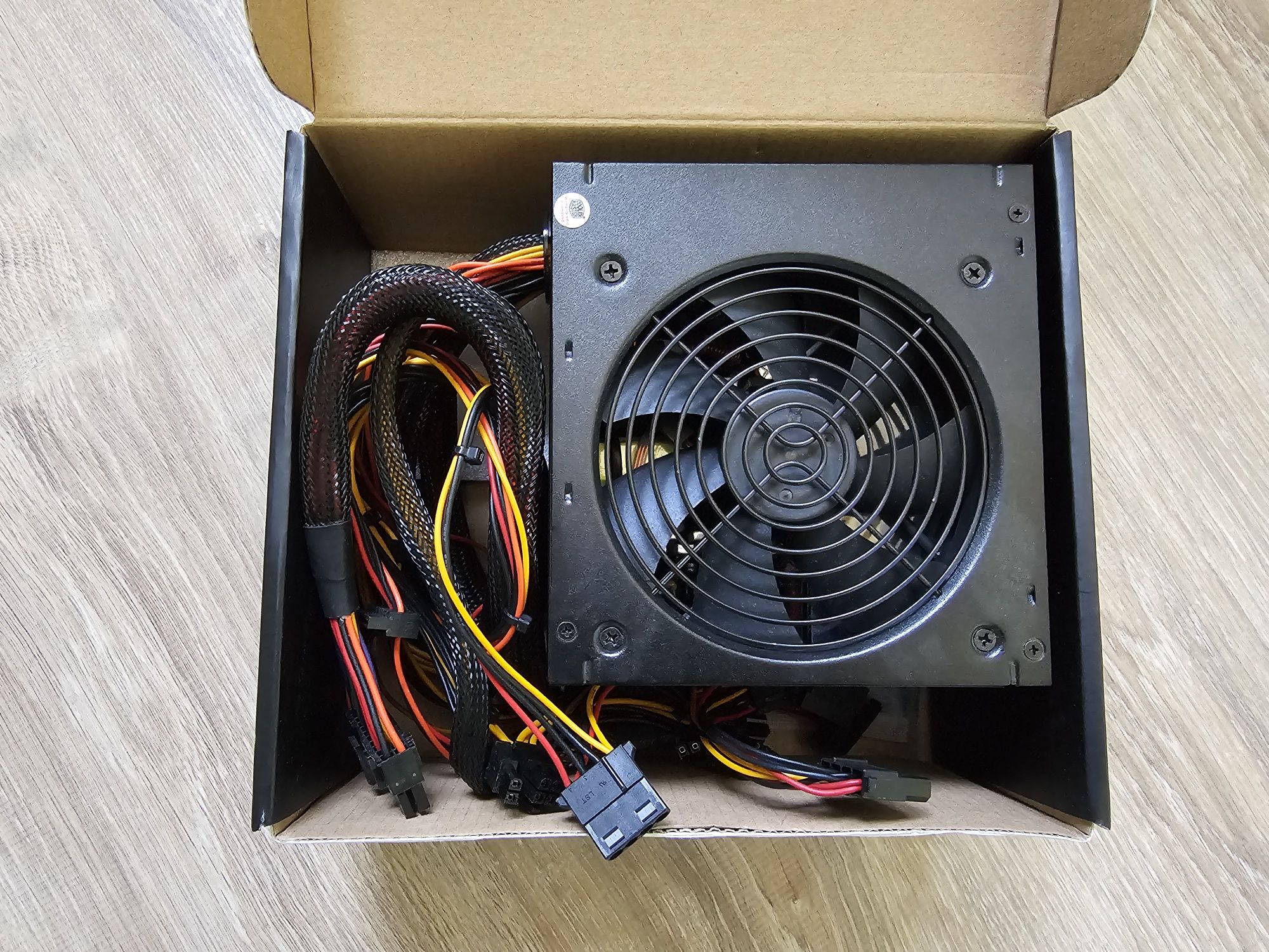 Захранване Cooler Master B500