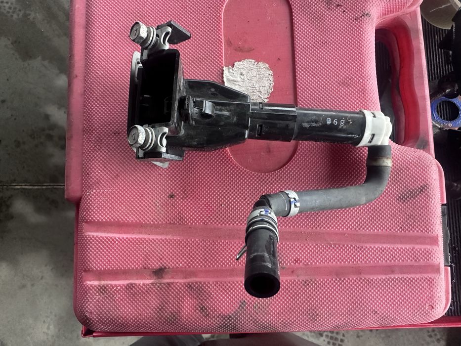 Пръскалка за фар от Мицубиши Аутлендър 2