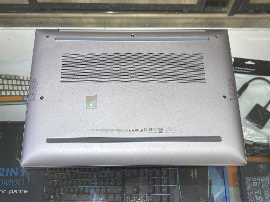 HP ZBook Firefly 14 G10 Core i7-1365U ram 16 ssd 512 RTX A500 4gb