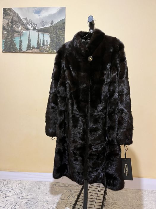 Продаётся Шуба новая