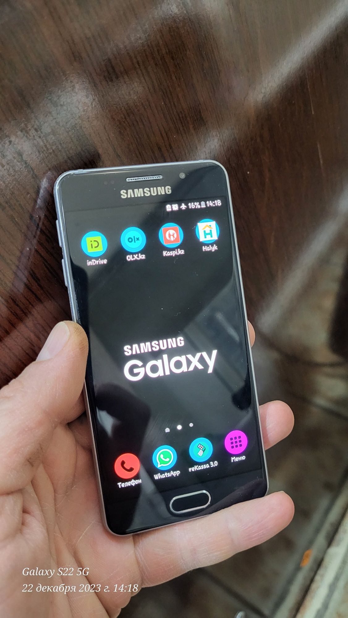 ,Samsung galaxy А5 16