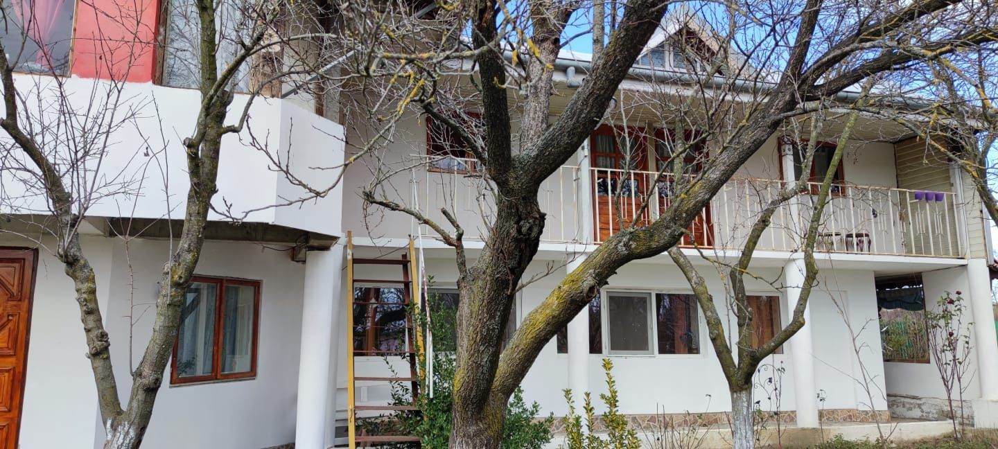 Casă de vânzare, Județul Giugiu