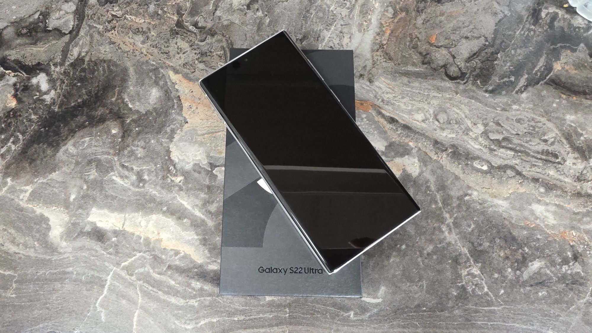 Samsung galaxy S22 ultra Бял 256 GB