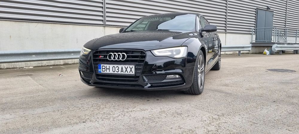 Audi A5 Audi A5,An 2012,177 Cp,302000 km,Xenon,Dsg