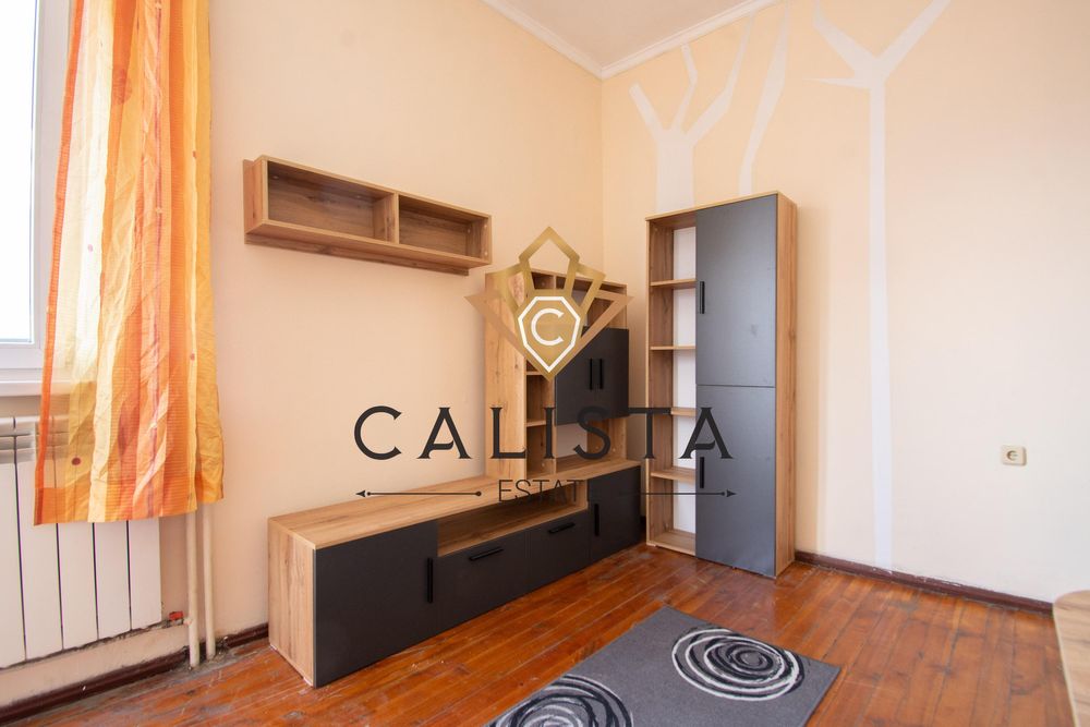 Дава се под наем Двустаен апартамент в София, Център - 65 кв.м за 499 € - Снимка #2