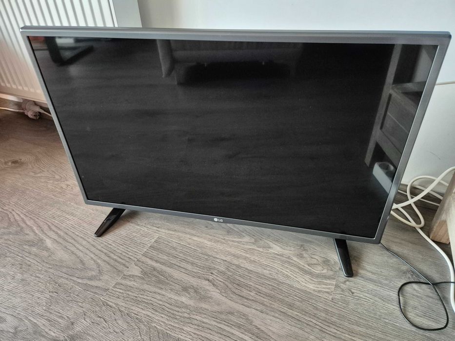 Televizor LG, non-smart, HD, 80 cm