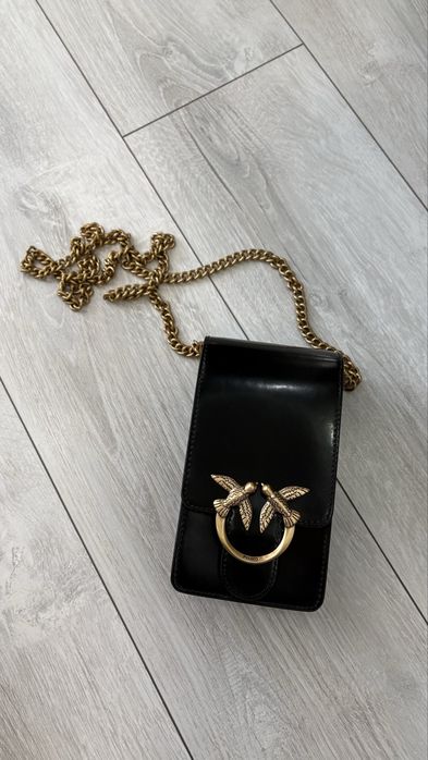 Pinko чанта за телефон