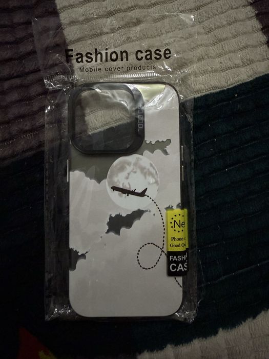 Продам чехол на айфон 15 про