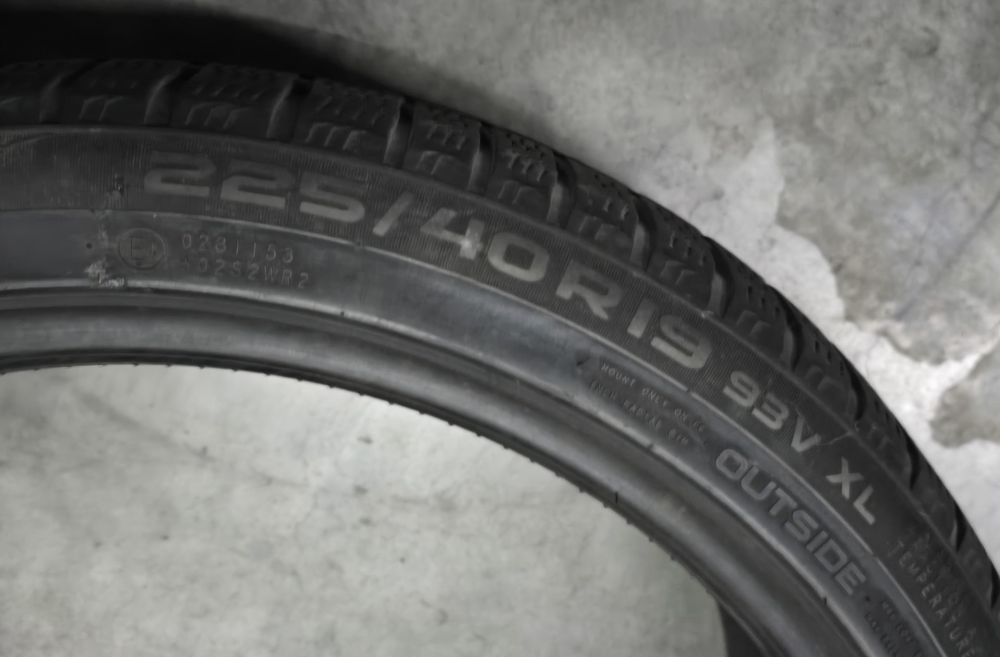 225 40 19 nokian