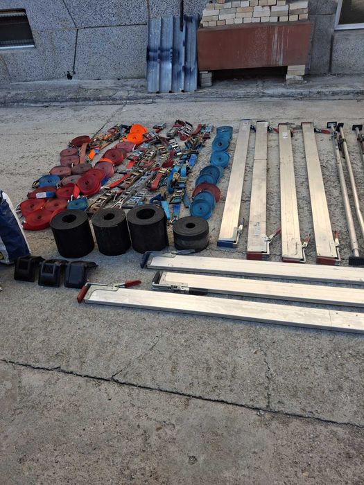 Колани с треньорка, групажна дъска и гуми