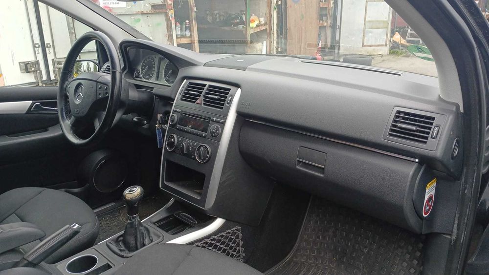 Dezmembrez Mercedes B-KLASS W245 2.0 CDI Din 2006-640.941