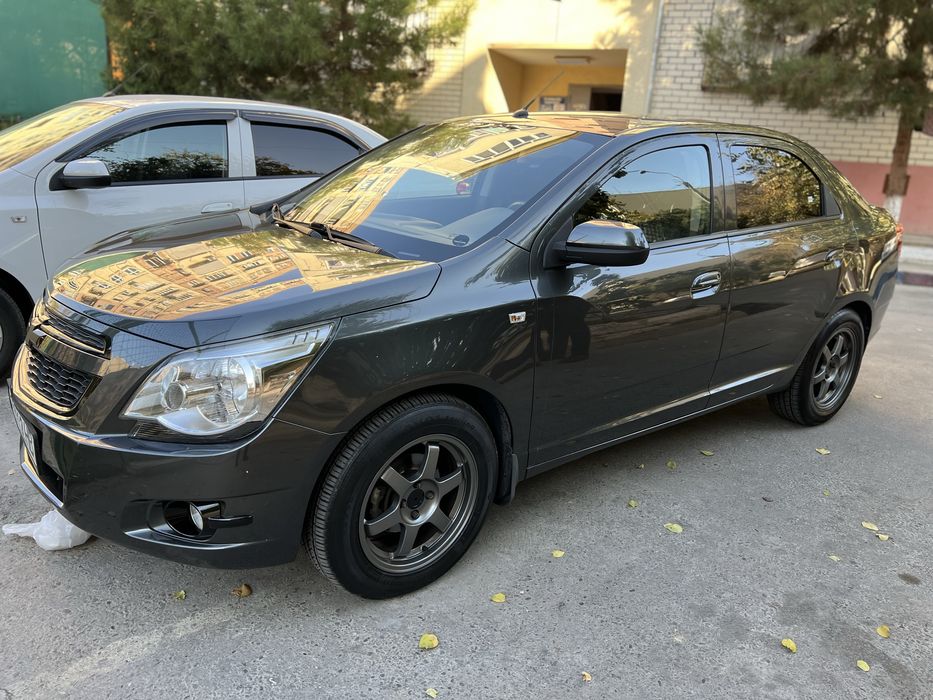 Кобальт автомат каробка 2020 год, на бензине, краска родная