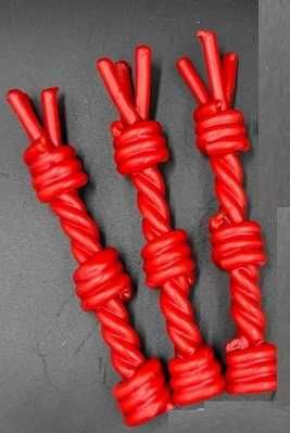 Набор 3х красных свечей - Разрушение преград в любви