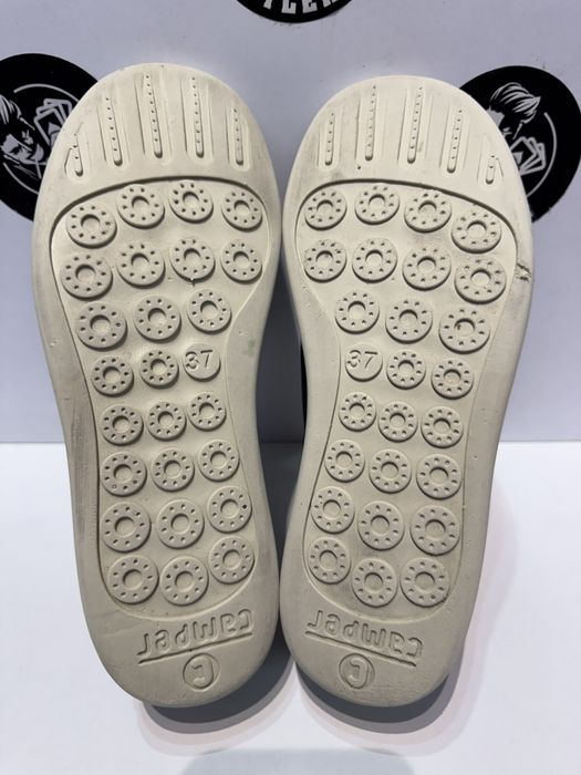 Обувки CAMPER .Номер 37