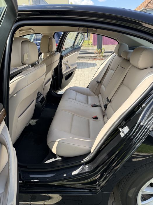BMW F10 520, motor 2.0 biturbo, 218 CP, XDrive 2011 masina personala