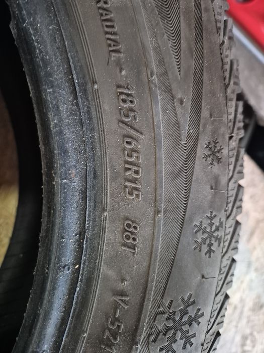 Vând cauciucuri iarna